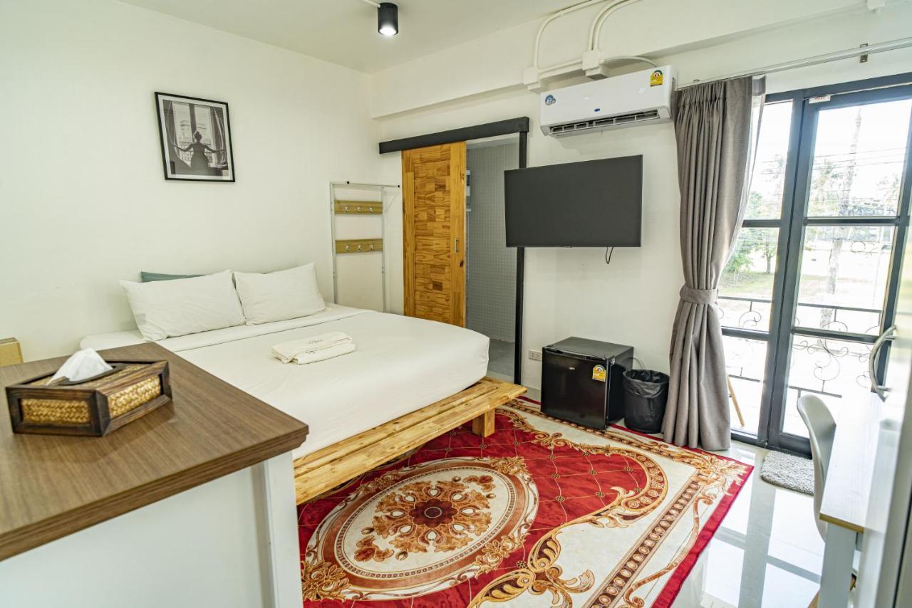 Laewan Guesthouse Baan Tai Exterior foto